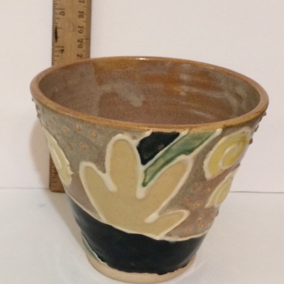 Flower Pot - Picture 2 of 3